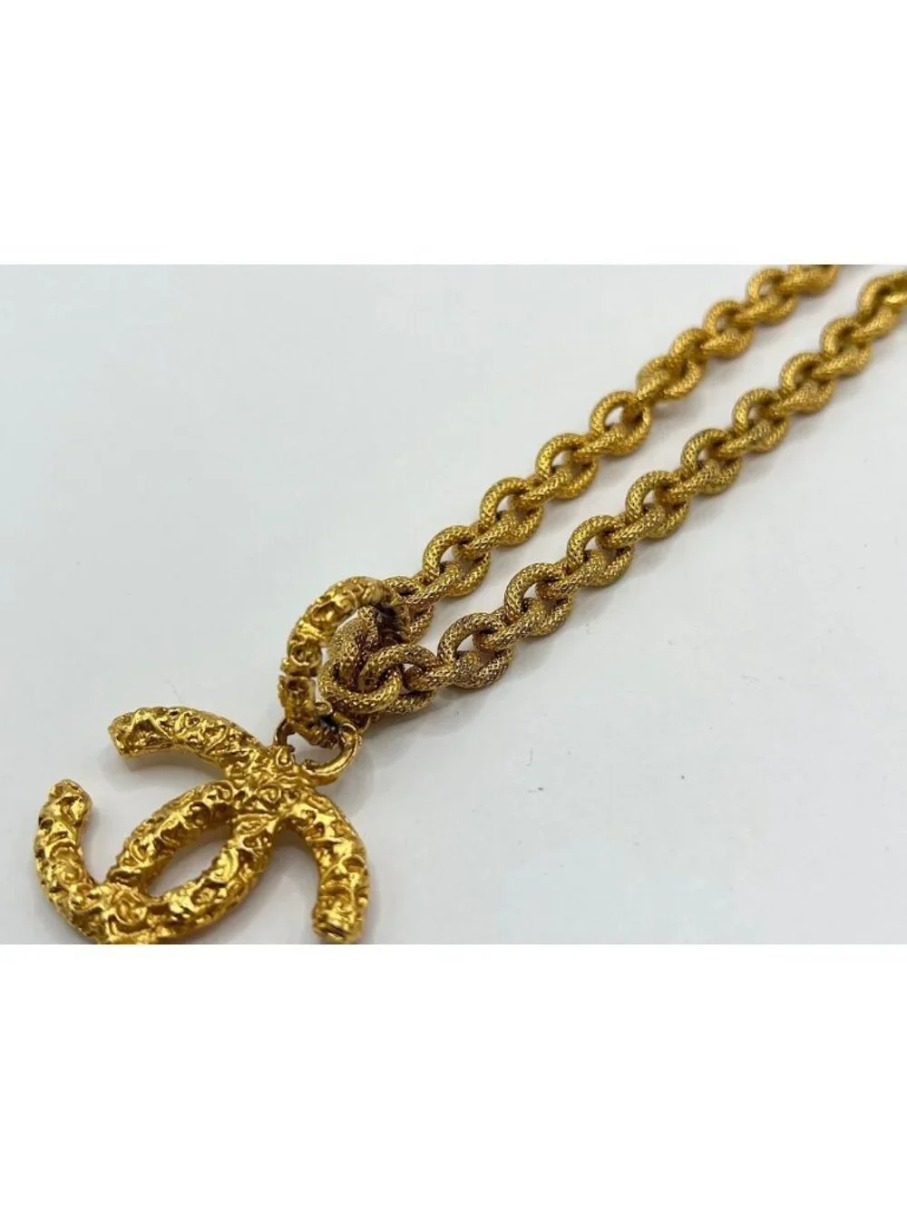 Chanel Necklace CC Logo Lava